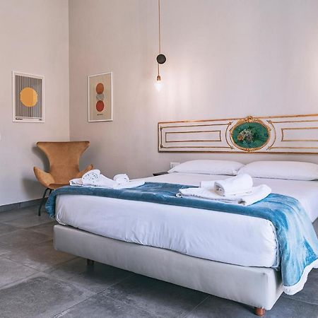 La Smorfia Hotel Naples Luaran gambar