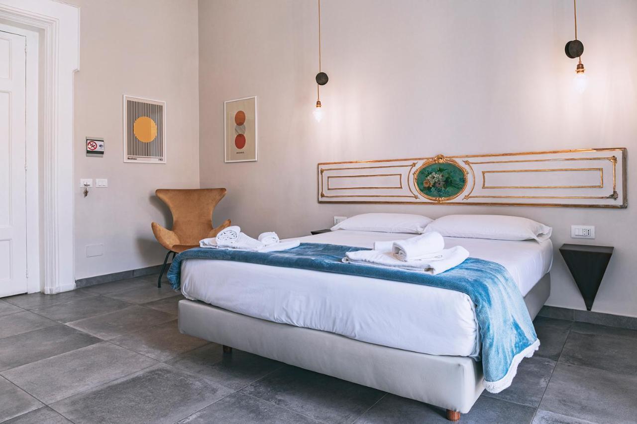 La Smorfia Hotel Naples Luaran gambar