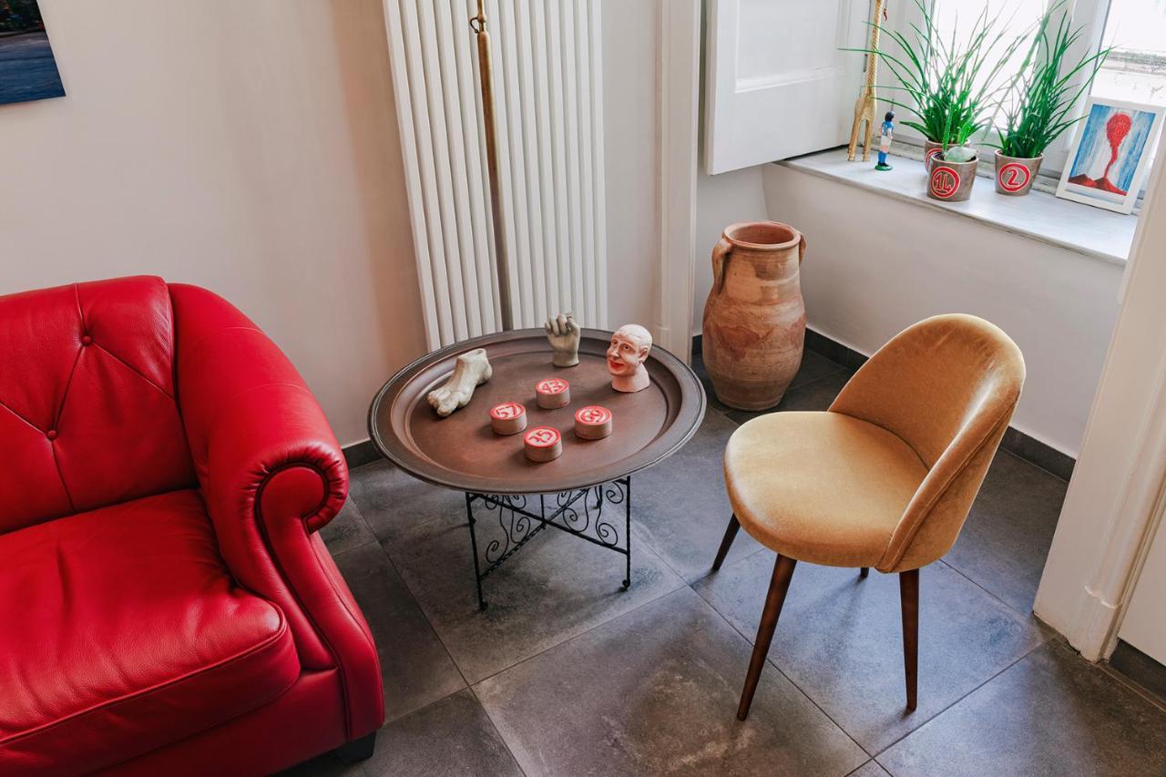 La Smorfia Hotel Naples Luaran gambar