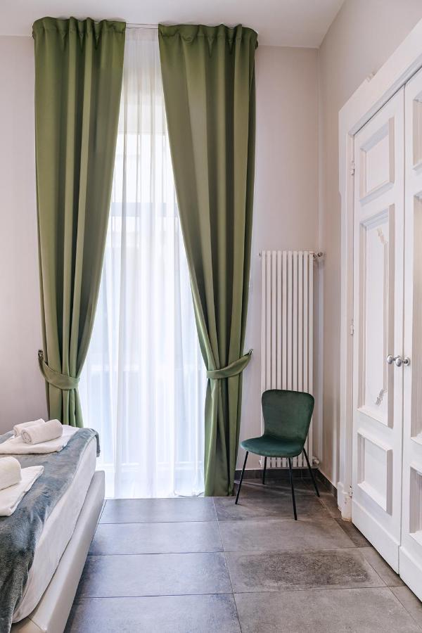 La Smorfia Hotel Naples Luaran gambar